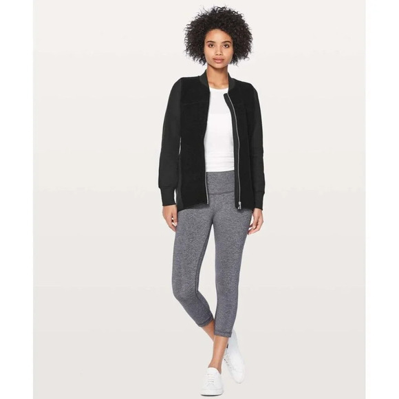 Lululemon Stand Out Sherpa Jacket‎ in Black Size 4 - Picture 2 of 10
